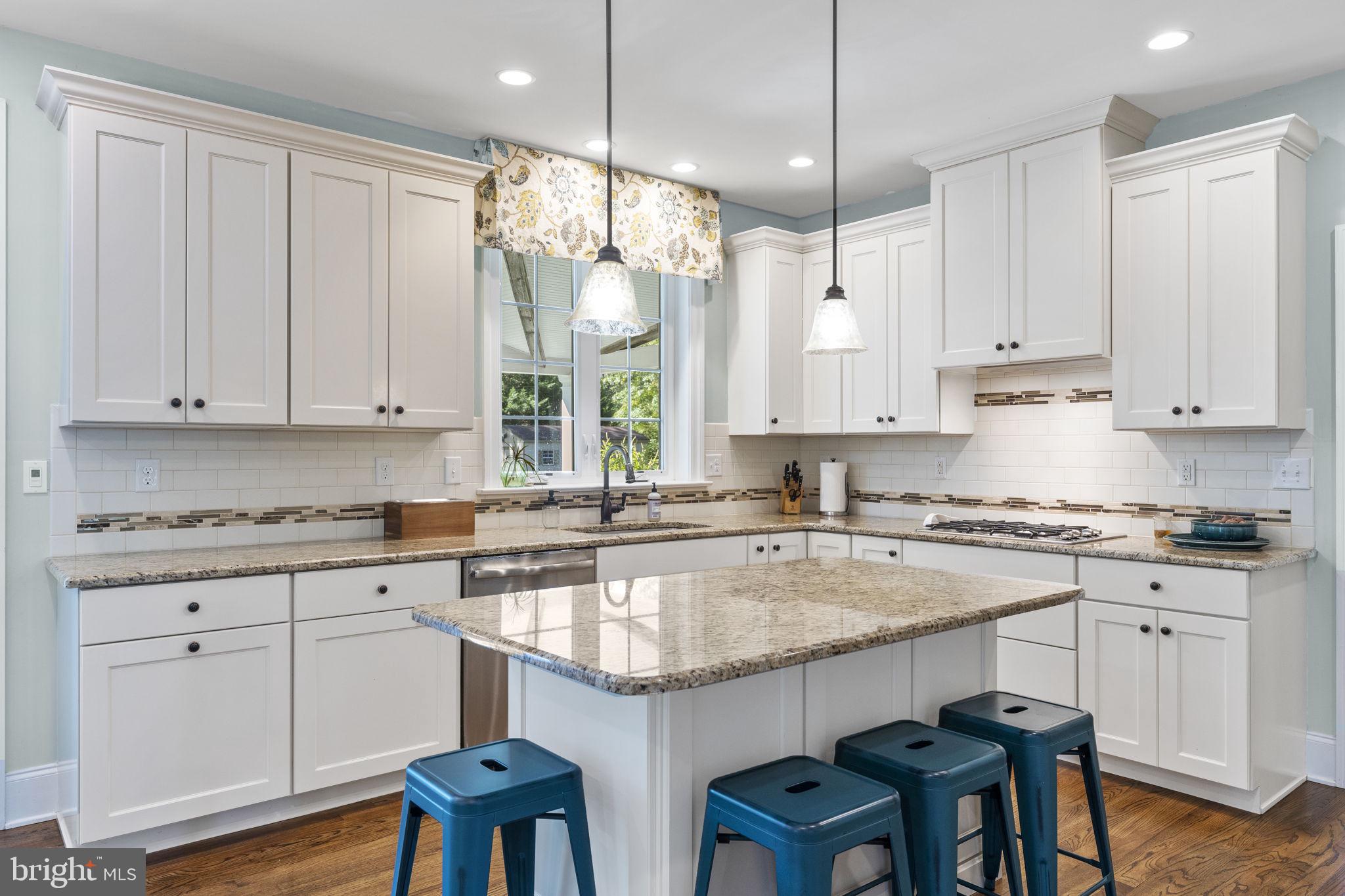 WILLISTOWN ACRES - Residential