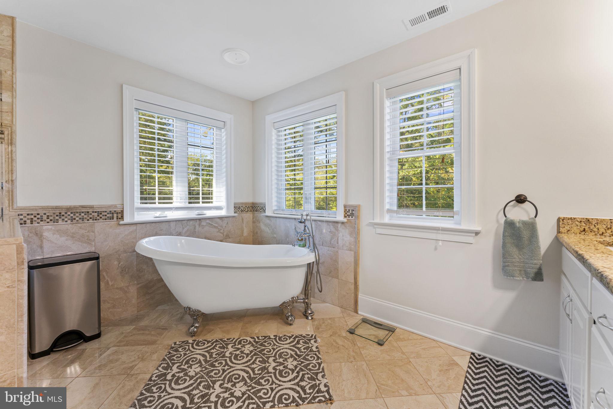 WILLISTOWN ACRES - Residential