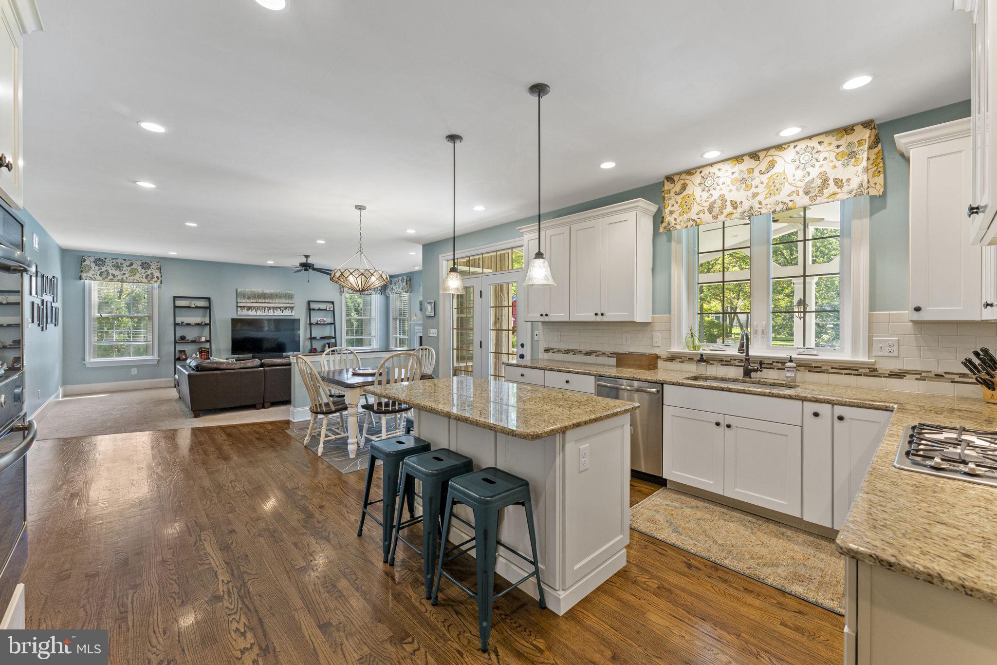 WILLISTOWN ACRES - Residential