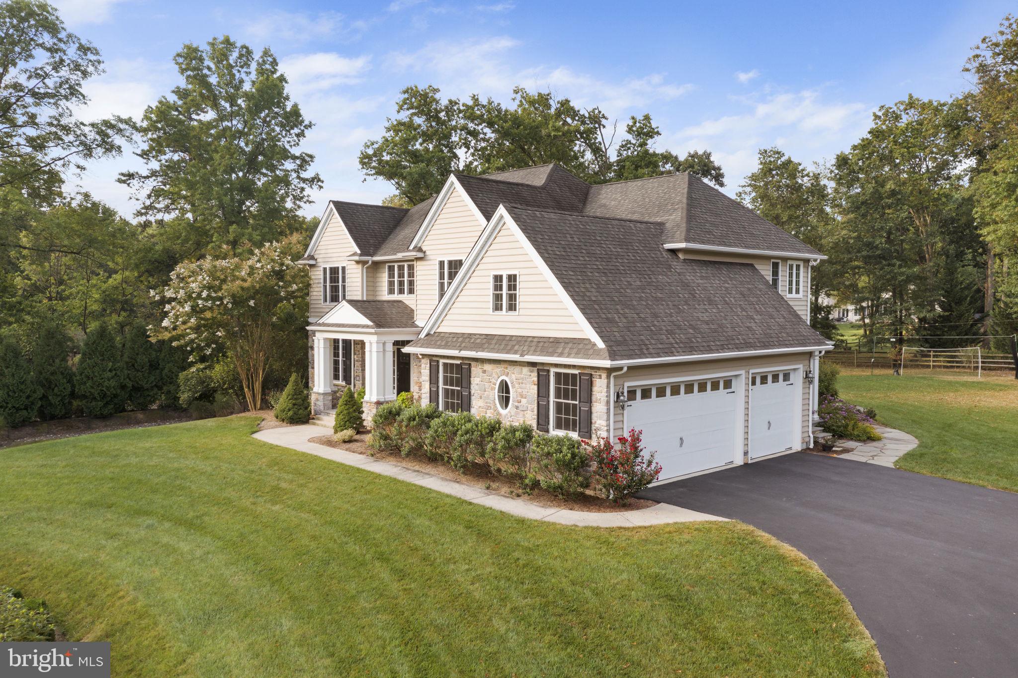 WILLISTOWN ACRES - Residential