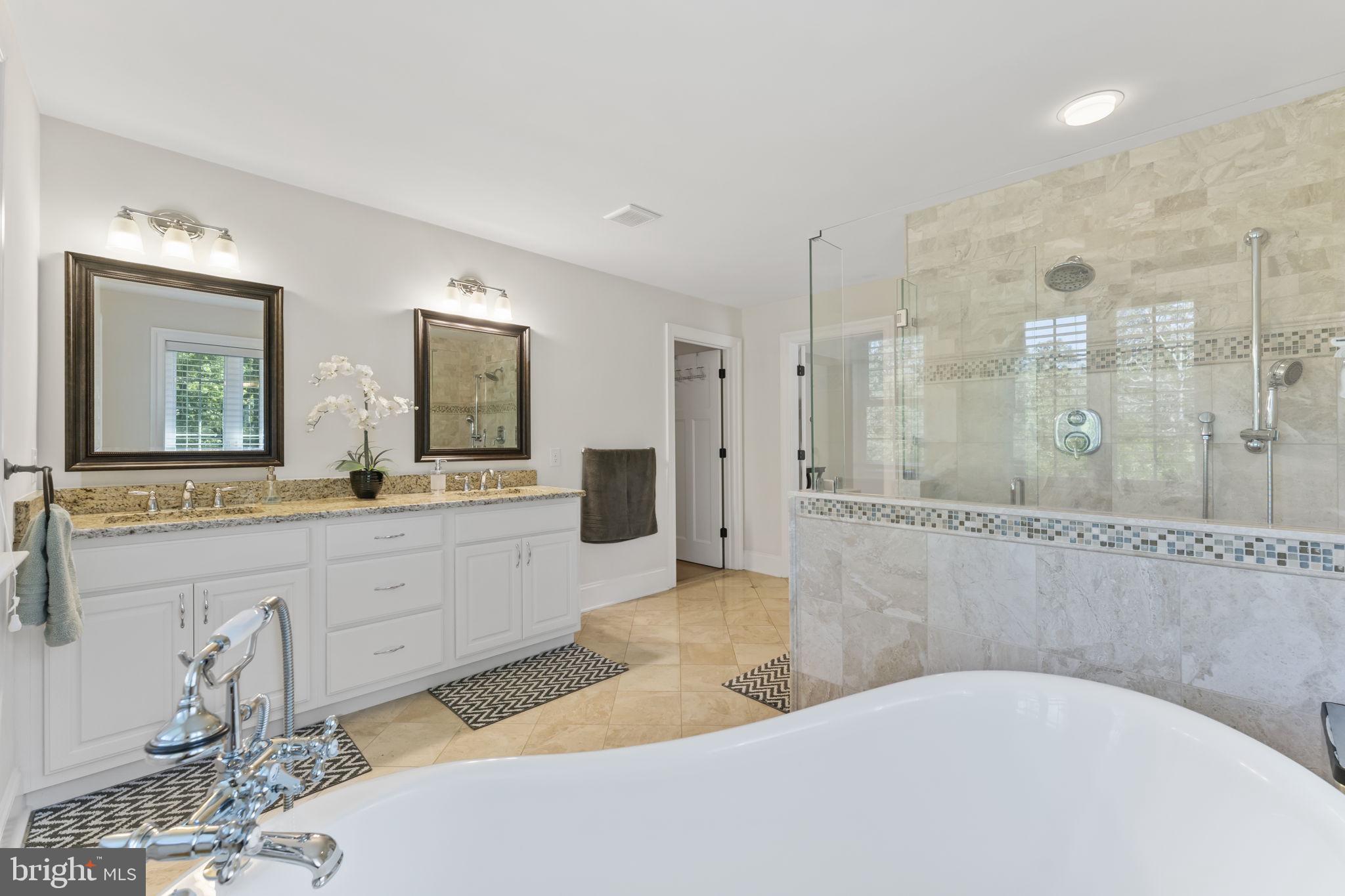 WILLISTOWN ACRES - Residential