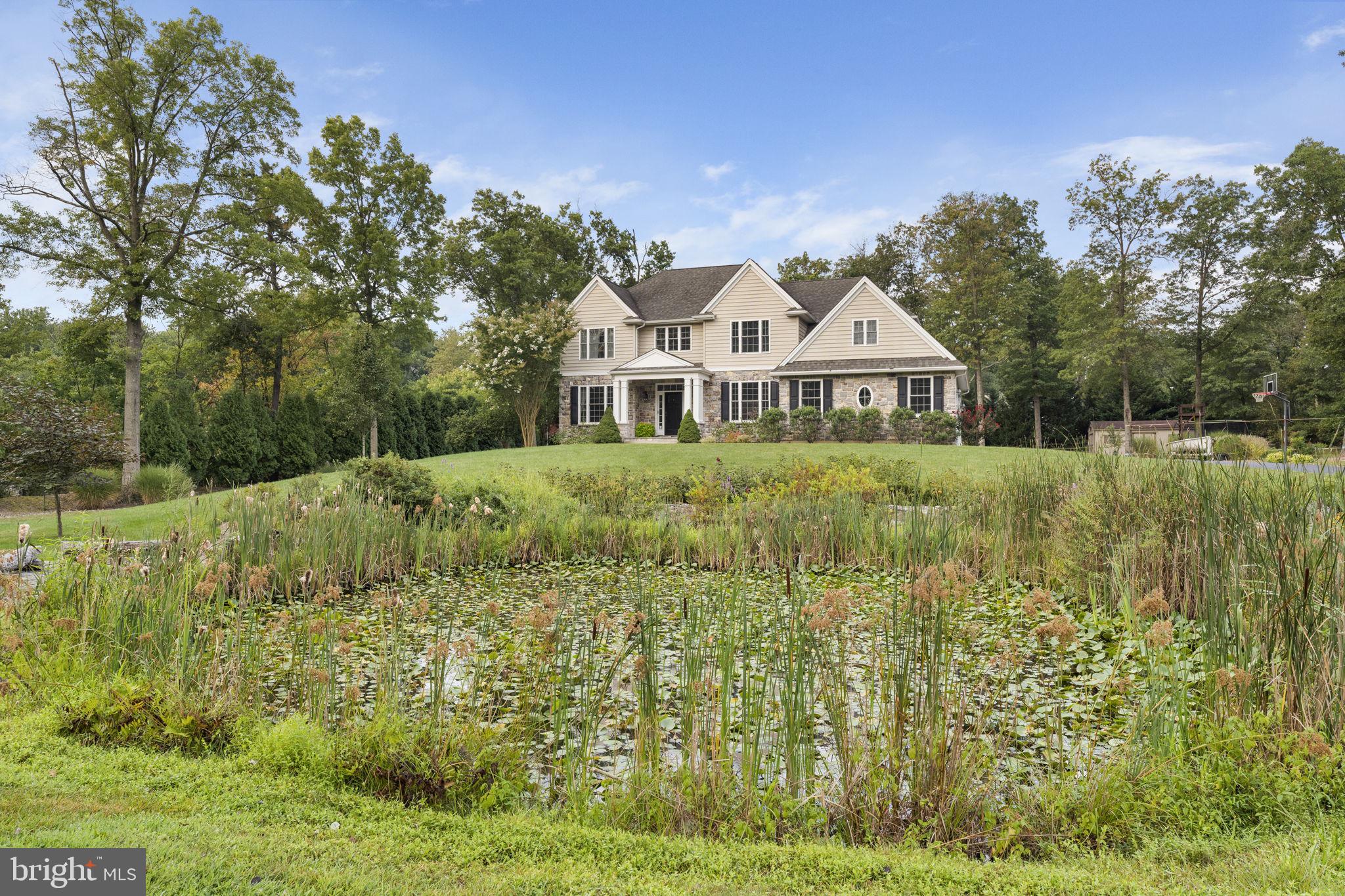 WILLISTOWN ACRES - Residential