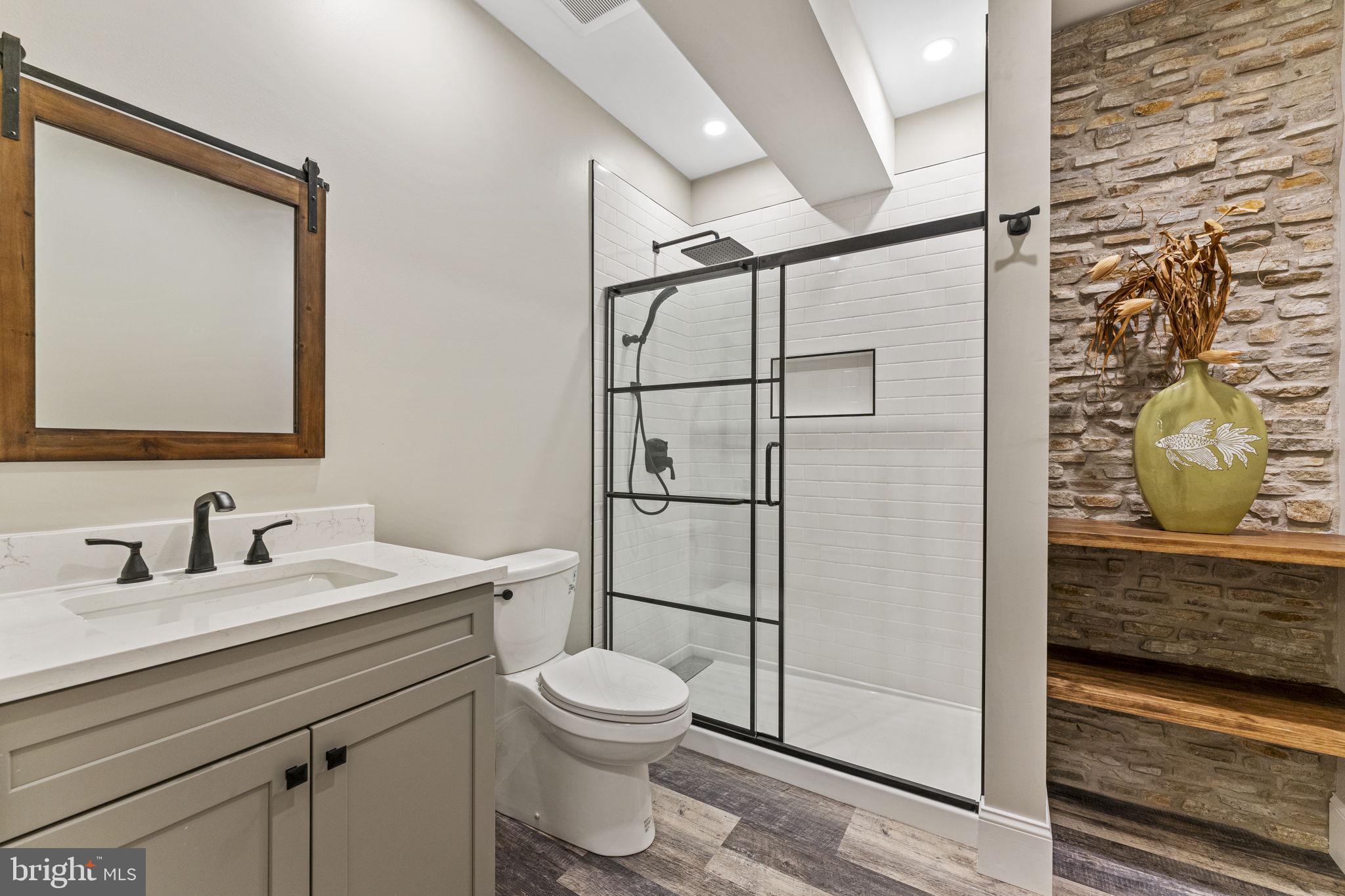 WILLISTOWN ACRES - Residential