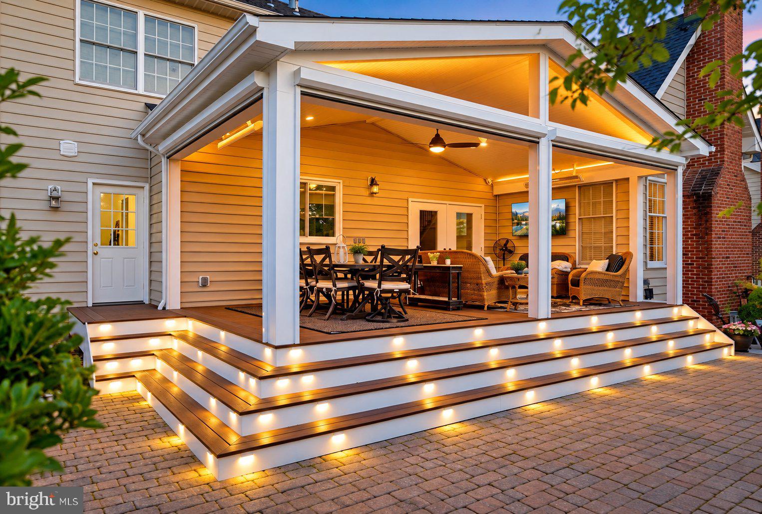 19928 HAZELTINE PLACE
