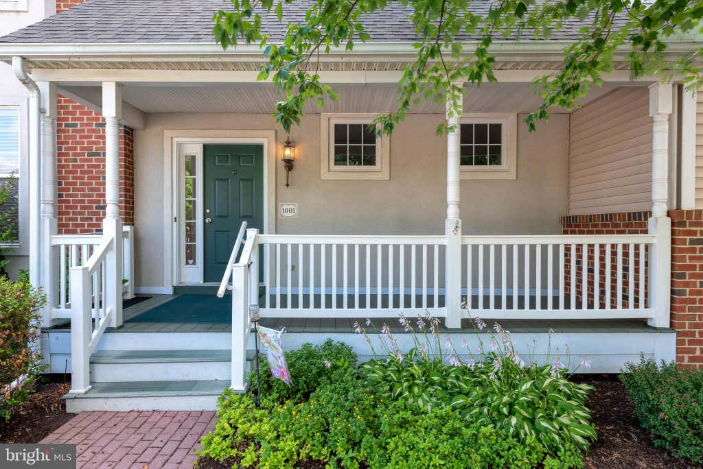 Photo of 1001 Kent Gdn Gdn, LITITZ, PA 17543 (MLS # PALA2091560)