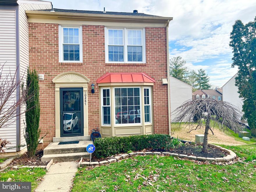 Brick Front, END Townhome with 2 MASTER BEDROOMS on the Upper Level and a potential 3rd Bedroom with FULL Bath on the lower level with a fireplace. 3 full baths and 1 half bath  *New carpet*  Gourmet kitchen with stainless steel appliances and  separate dining area.  Check out the great outside entertaining on the deck off the living room  or the beautiful lower level patio and fenced rear yard. Wonderful community with a pool. Amazing  location near GMU, VRE and lots of shopping! NO PETS