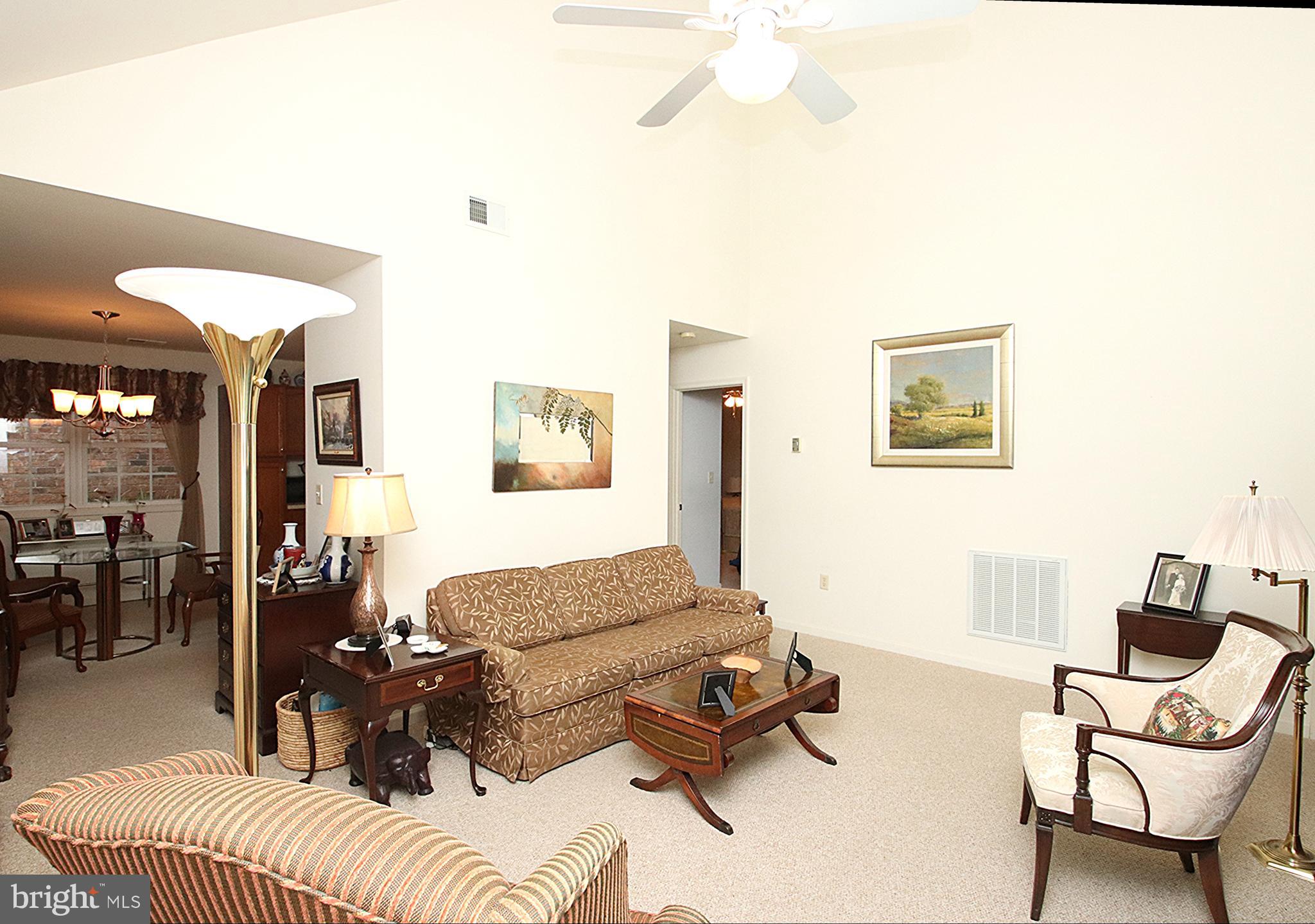 KINGS CREST - Residential