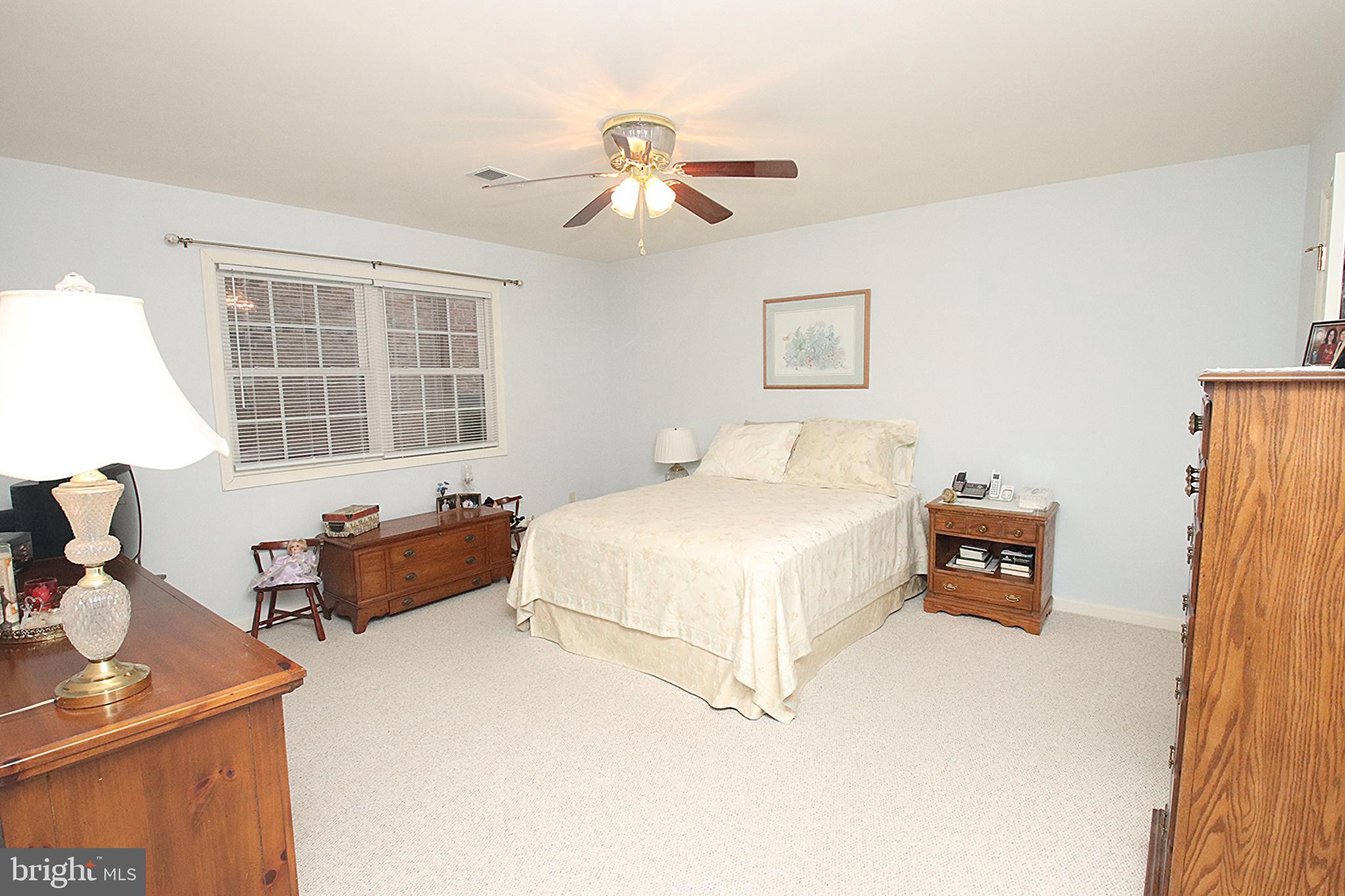 KINGS CREST - Residential