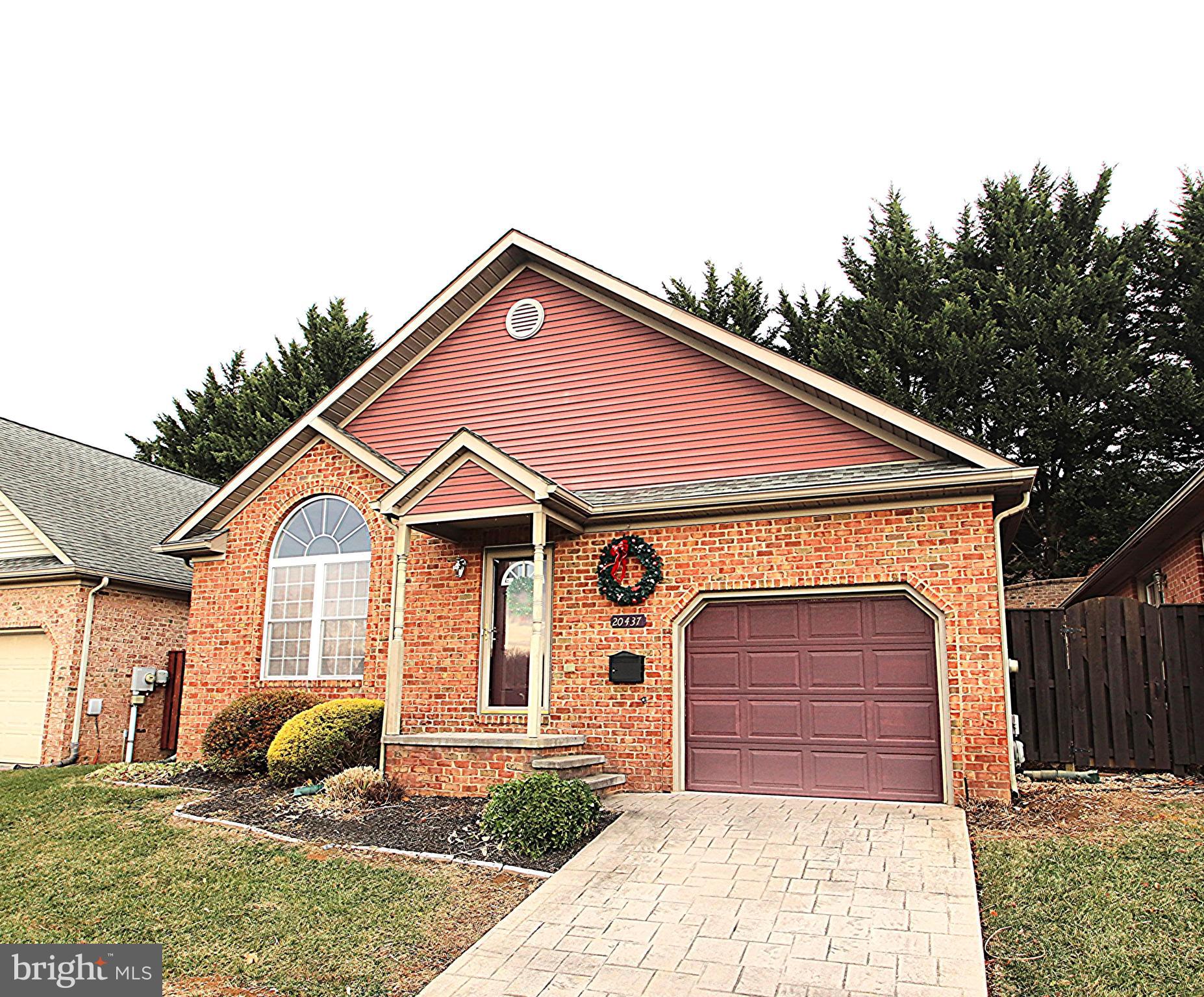 KINGS CREST - Residential