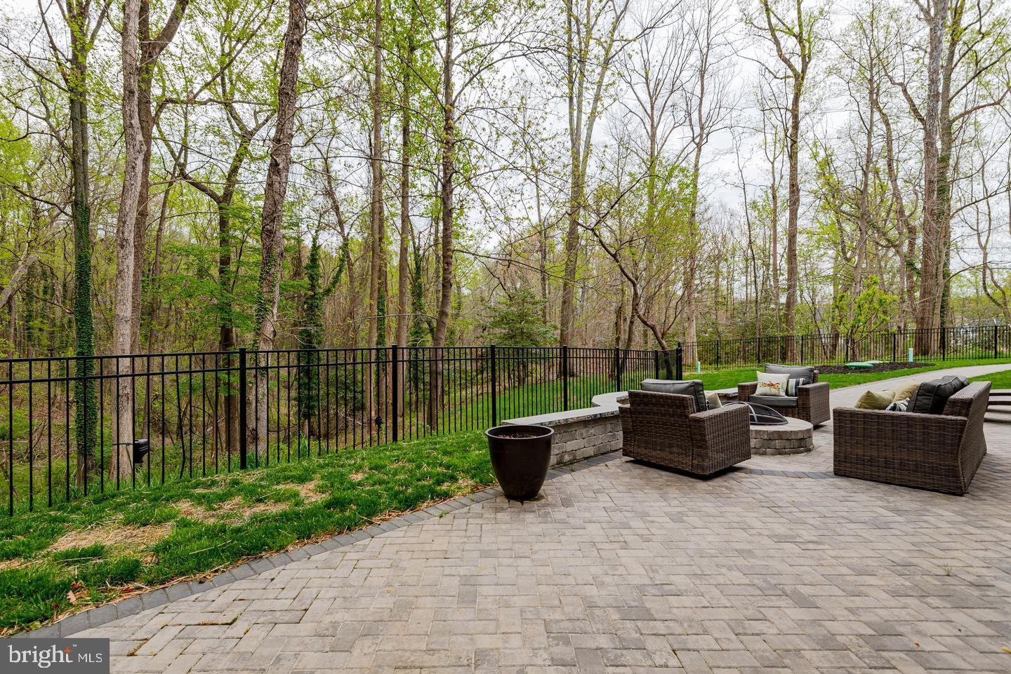 HEATHER HEIGHTS - Residential