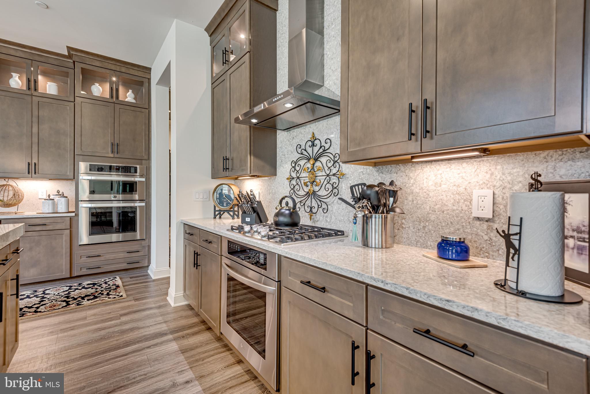 HEATHER HEIGHTS - Residential