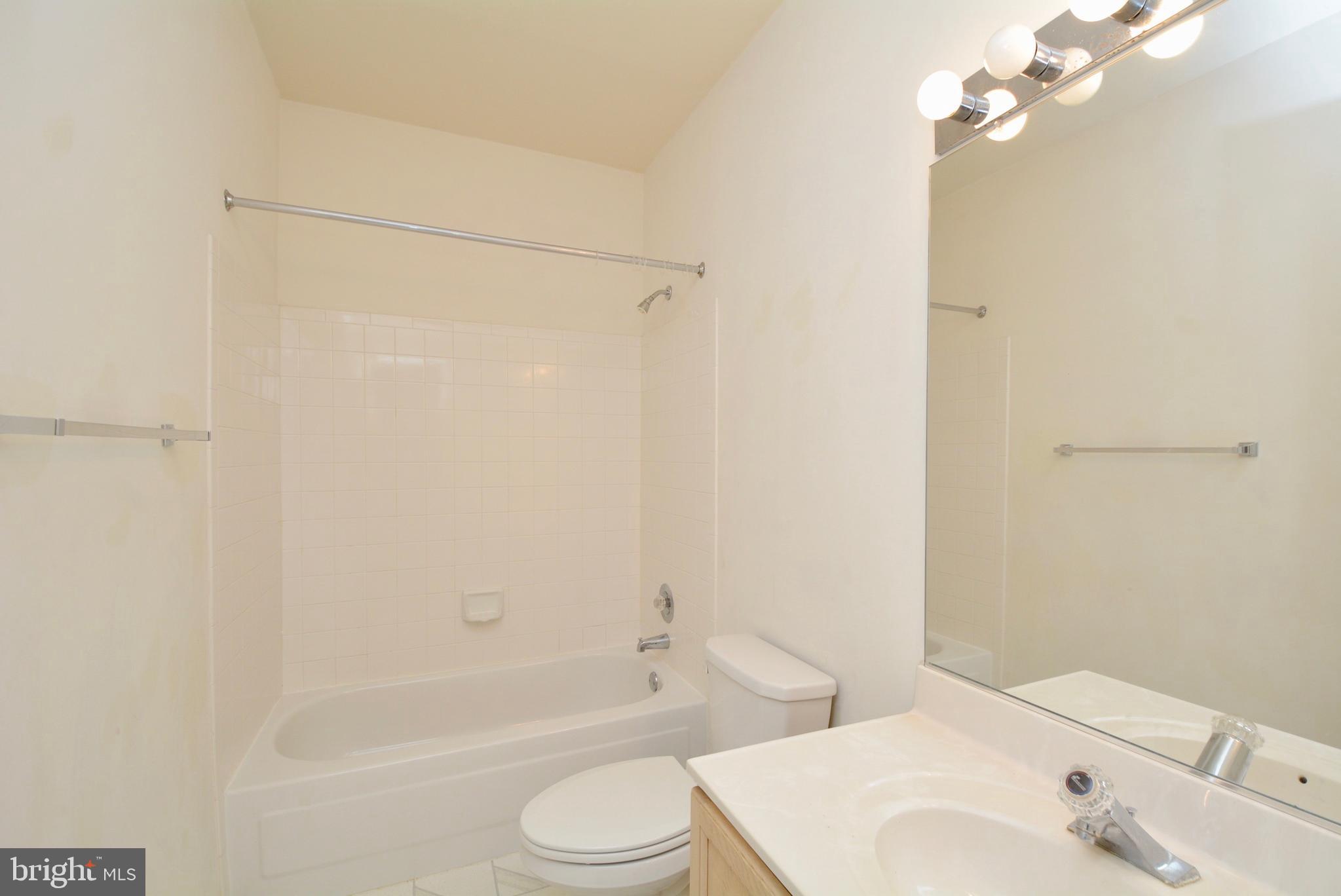 KINGSTOWNE - Residential