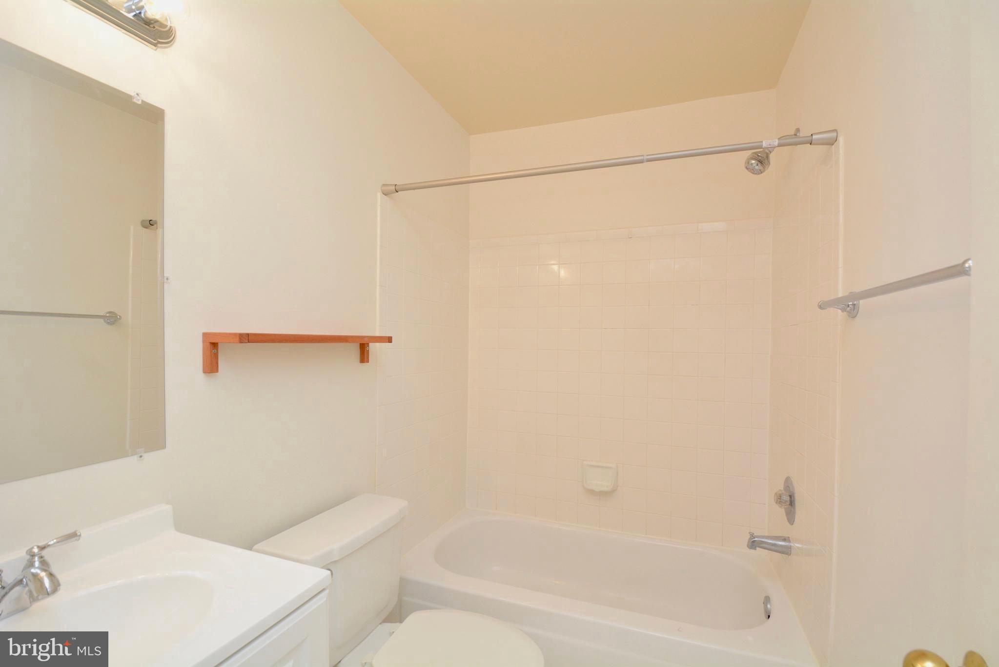 KINGSTOWNE - Residential