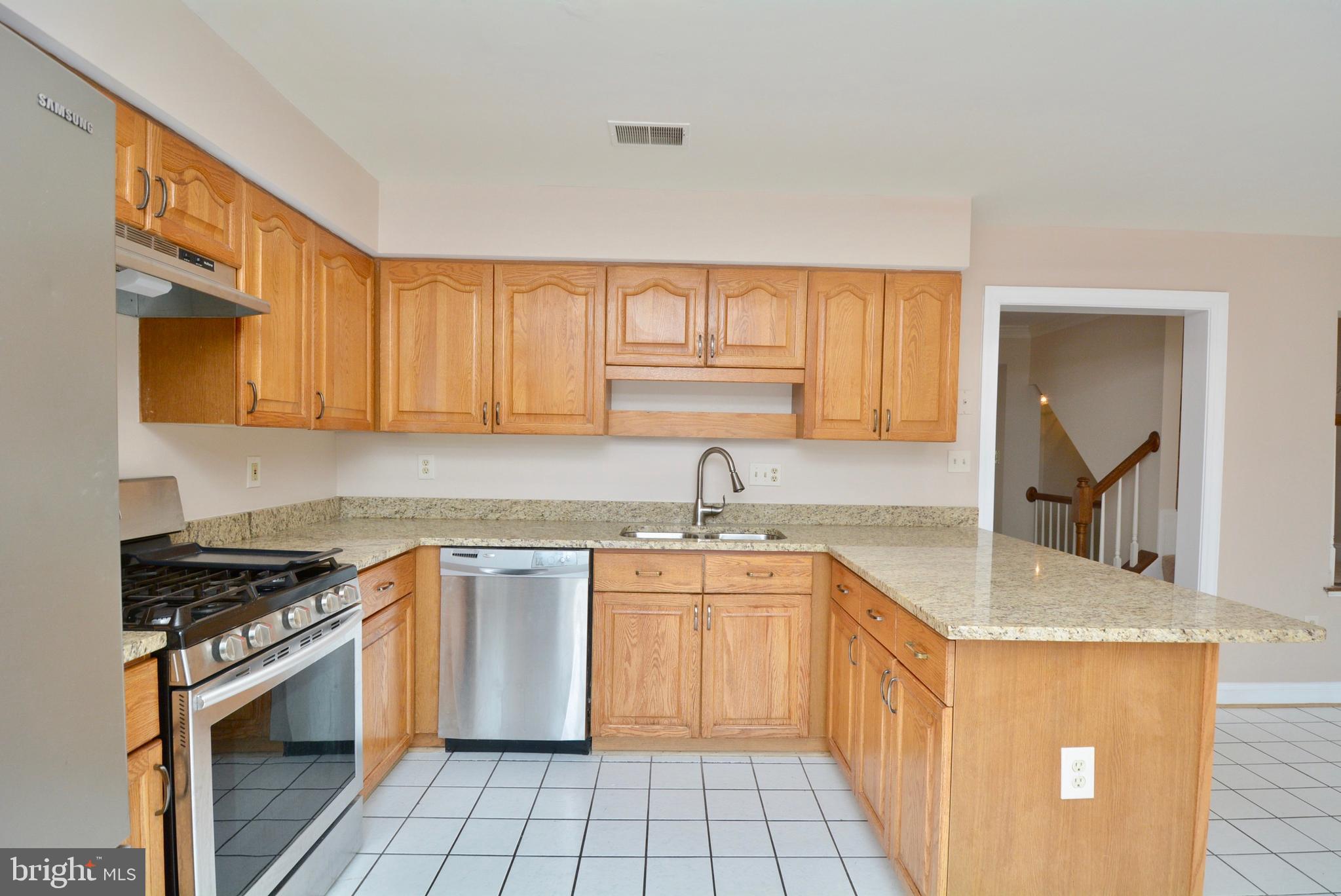 KINGSTOWNE - Residential