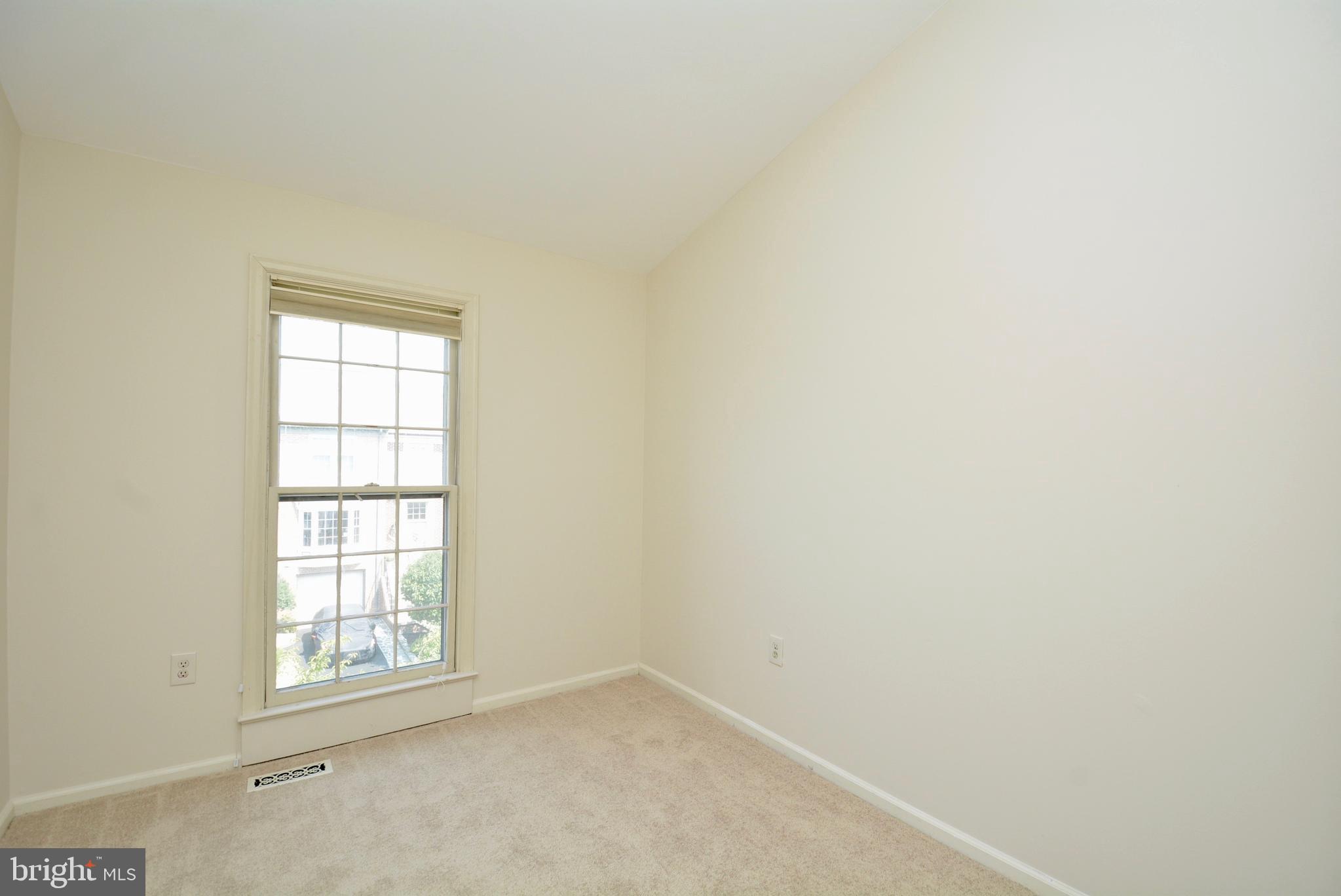 KINGSTOWNE - Residential