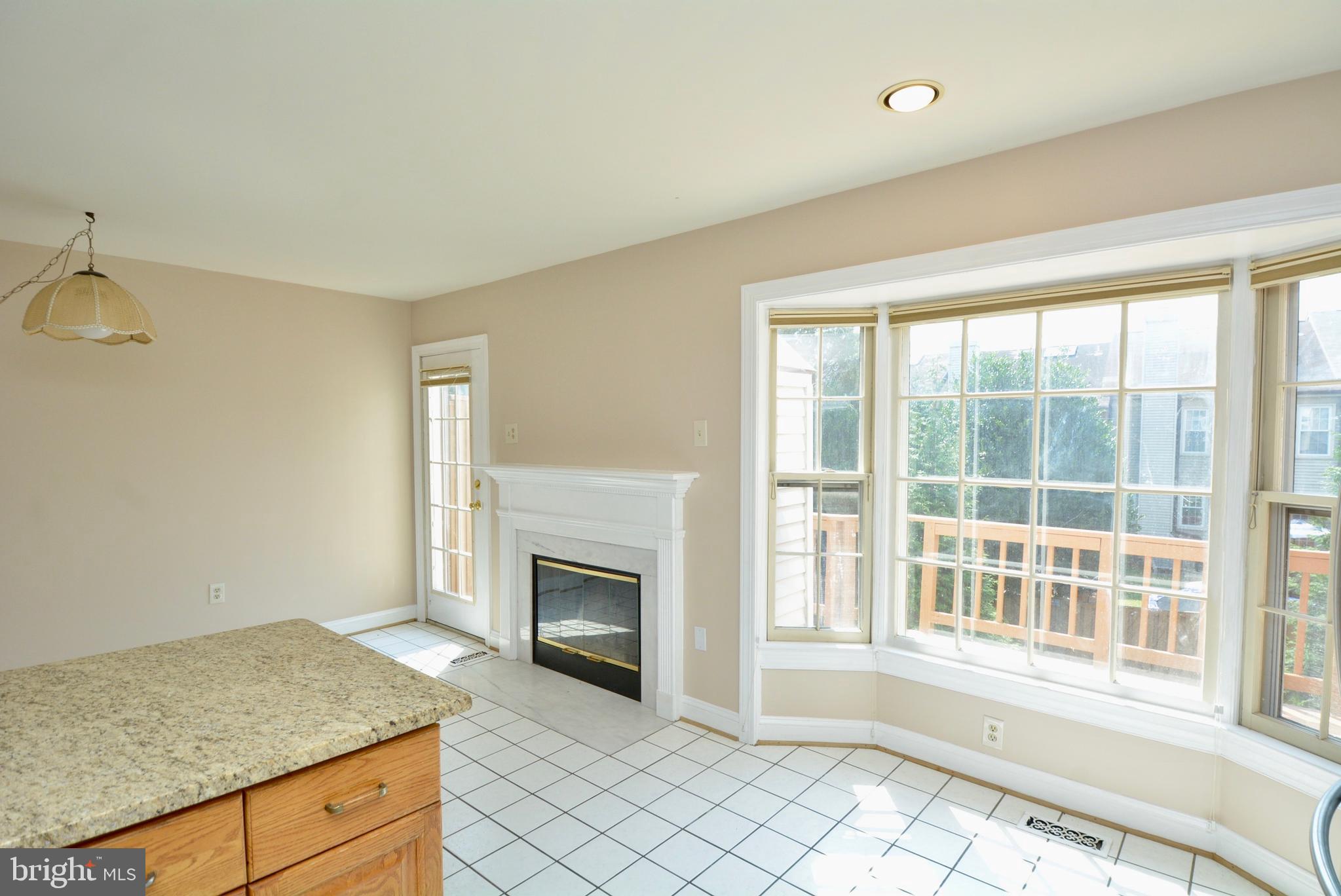 KINGSTOWNE - Residential