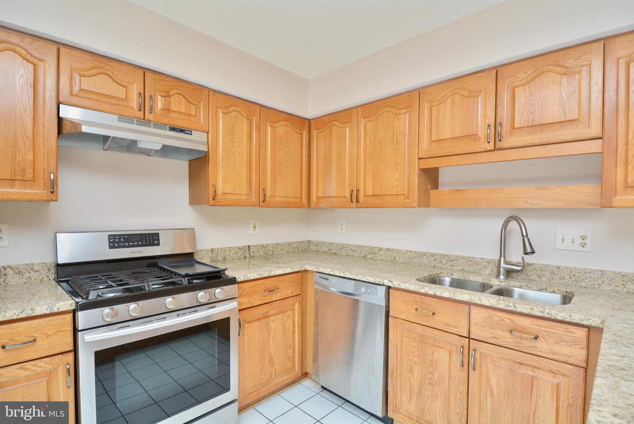 KINGSTOWNE - Residential