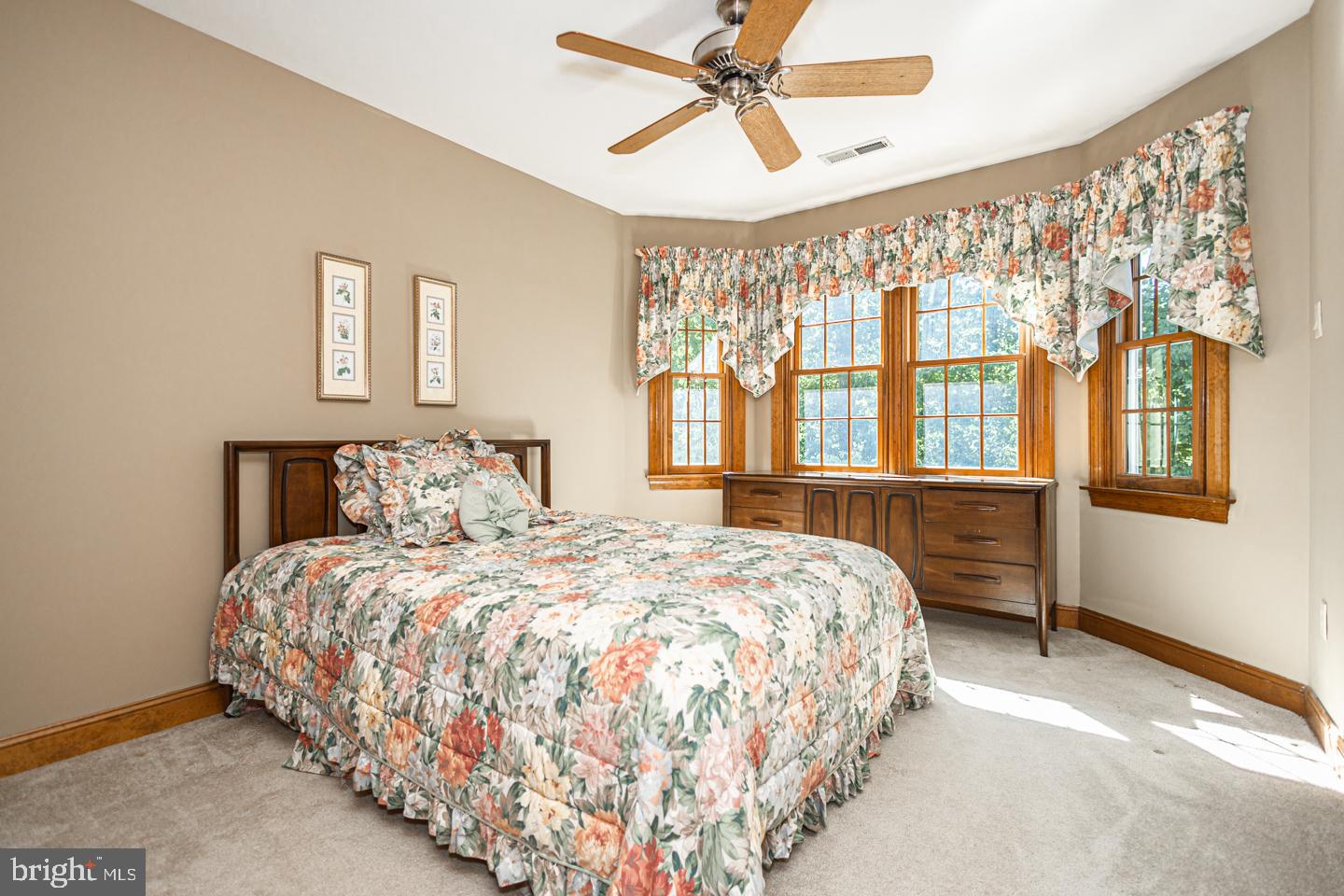 SAINT ANDREWS WOOD - Residential