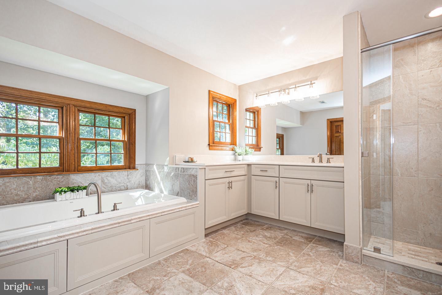 SAINT ANDREWS WOOD - Residential