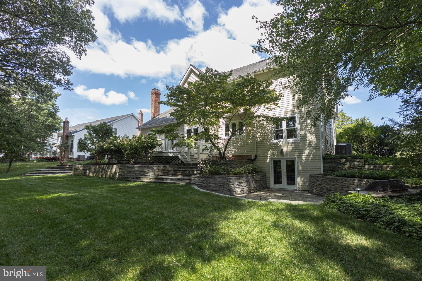 SAINT ANDREWS WOOD - Residential