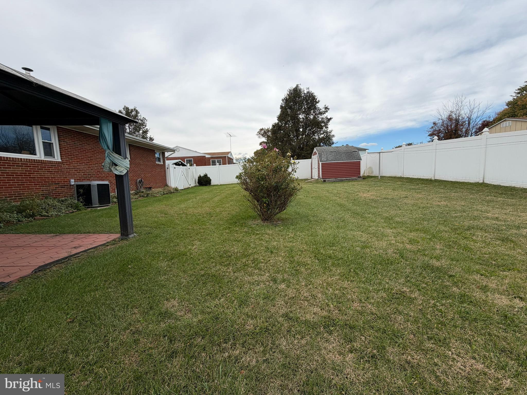 SUBURBAN HEIGHTS - Residential