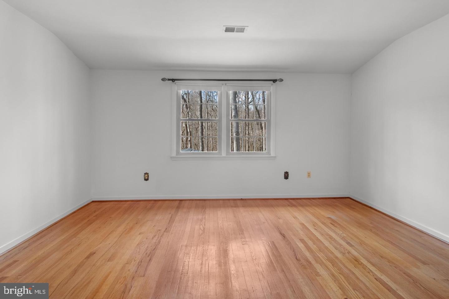 LAKE RIDGE - Residential Lease