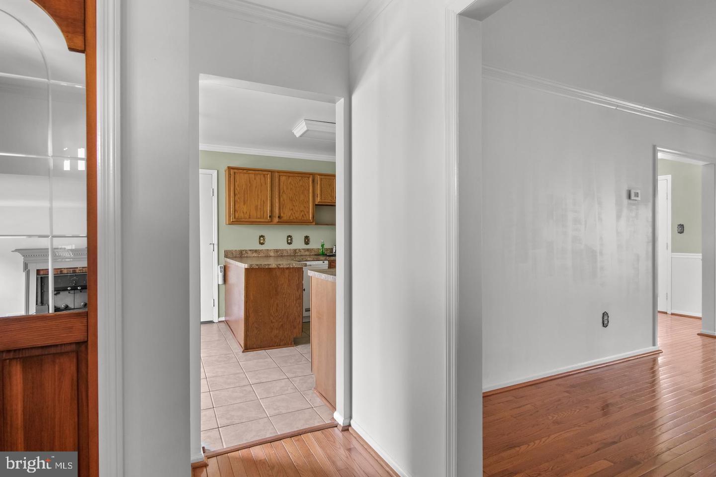 LAKE RIDGE - Residential Lease