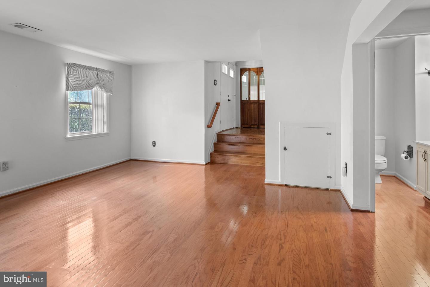 LAKE RIDGE - Residential Lease