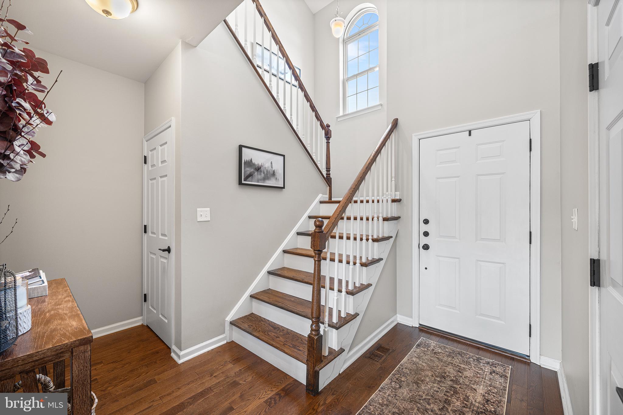 MONROE COURT - Residential