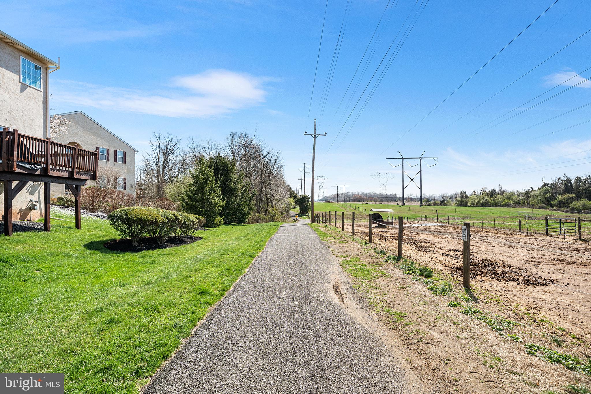 MONROE COURT - Residential
