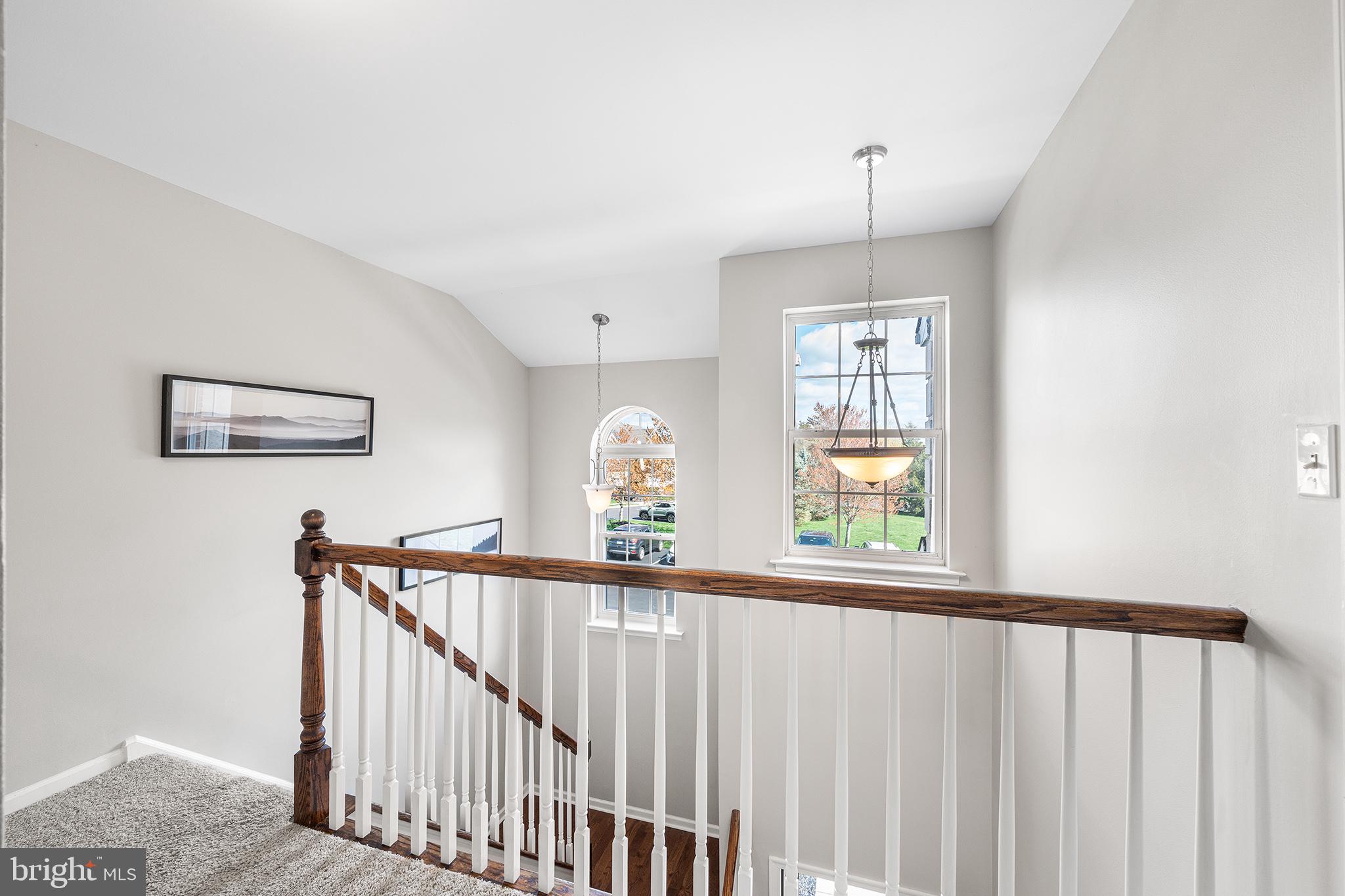 MONROE COURT - Residential