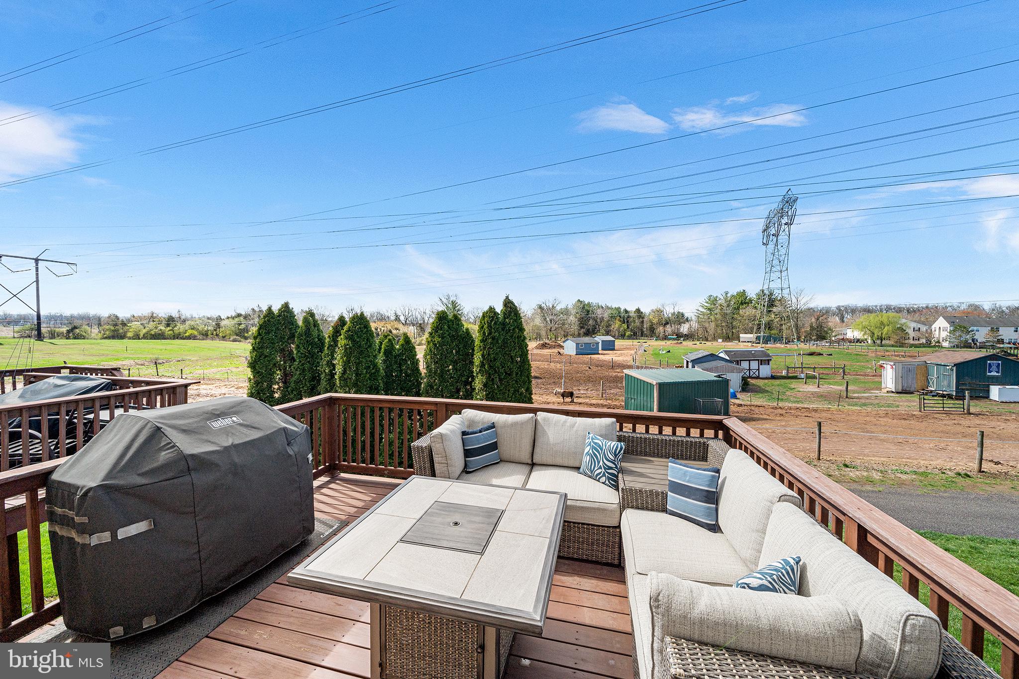 MONROE COURT - Residential