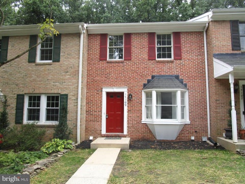 Townhouse For Rent - 17109 Briardale Road<br/> ROCKVILLE, MD 20855