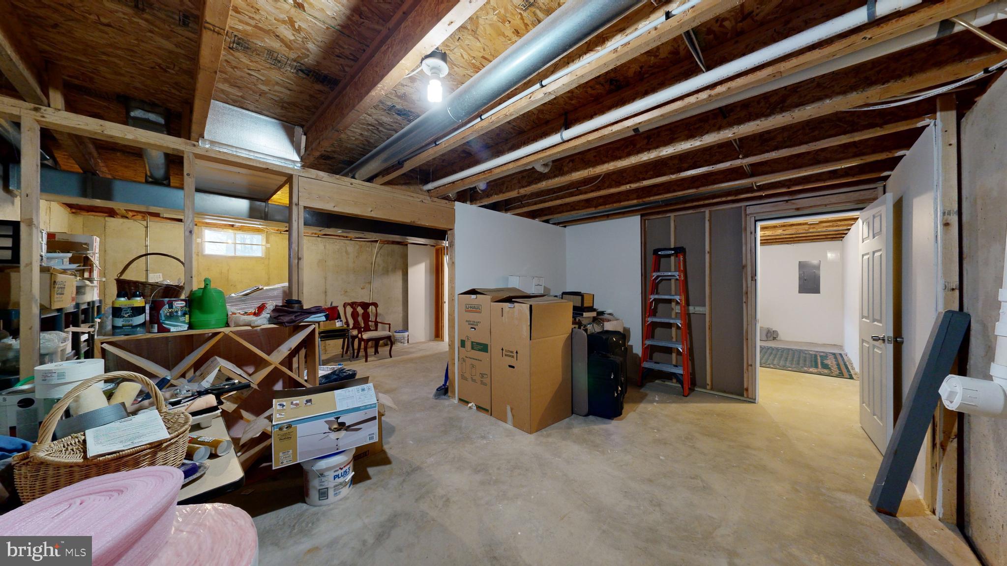 WASHINGTON WOODS - Residential