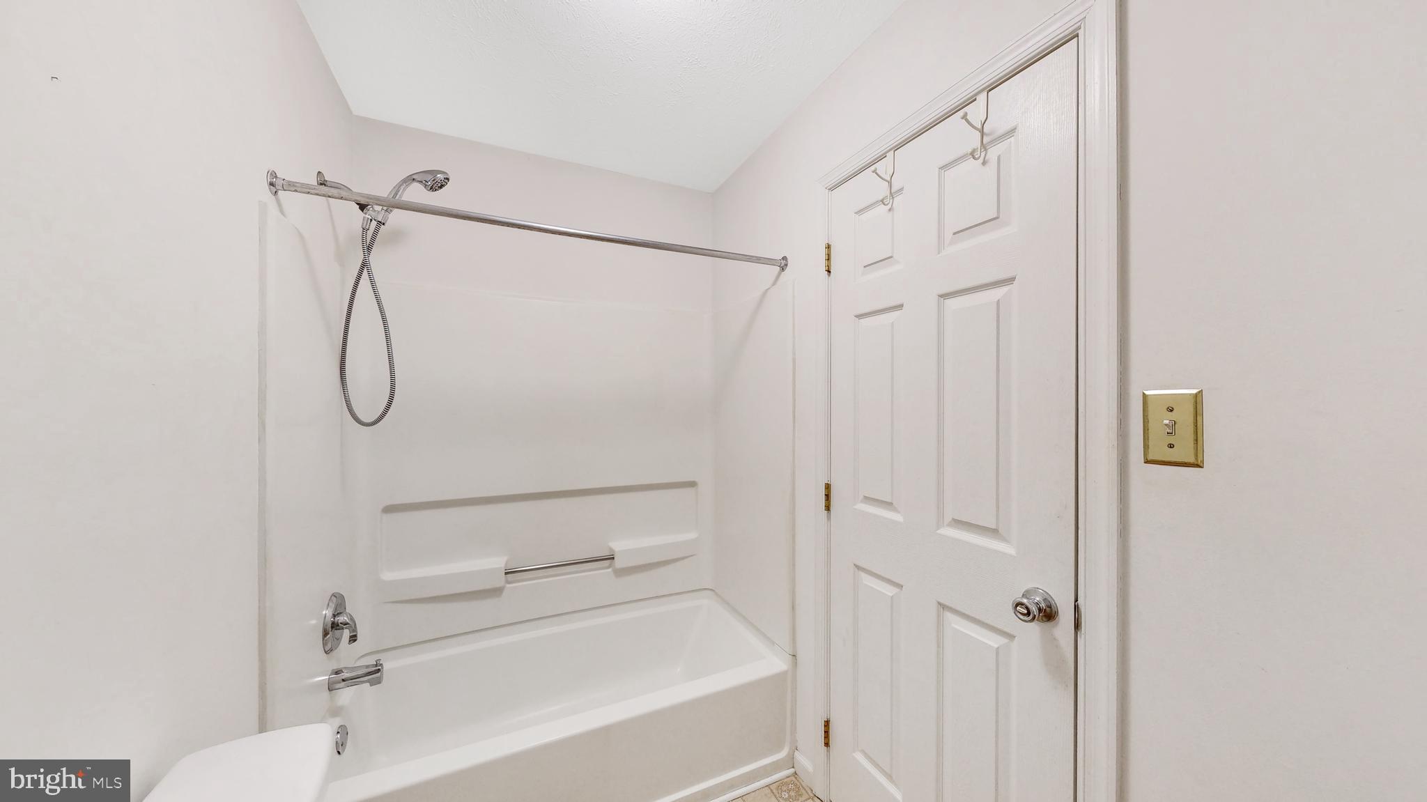 WASHINGTON WOODS - Residential