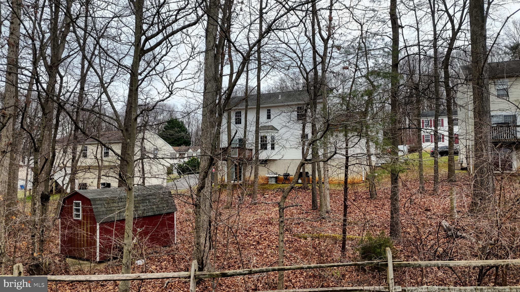 WASHINGTON WOODS - Residential