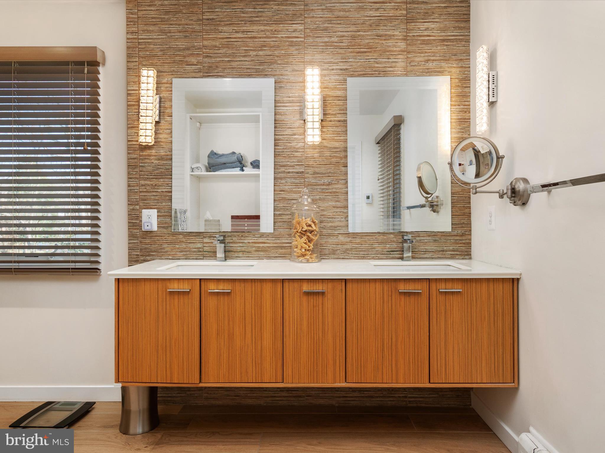 CHARTWELL - Residential