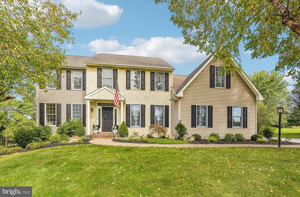 Photo of 212 Aranglen Way, DOWNINGTOWN, PA 19335 (MLS # PACT2137214)