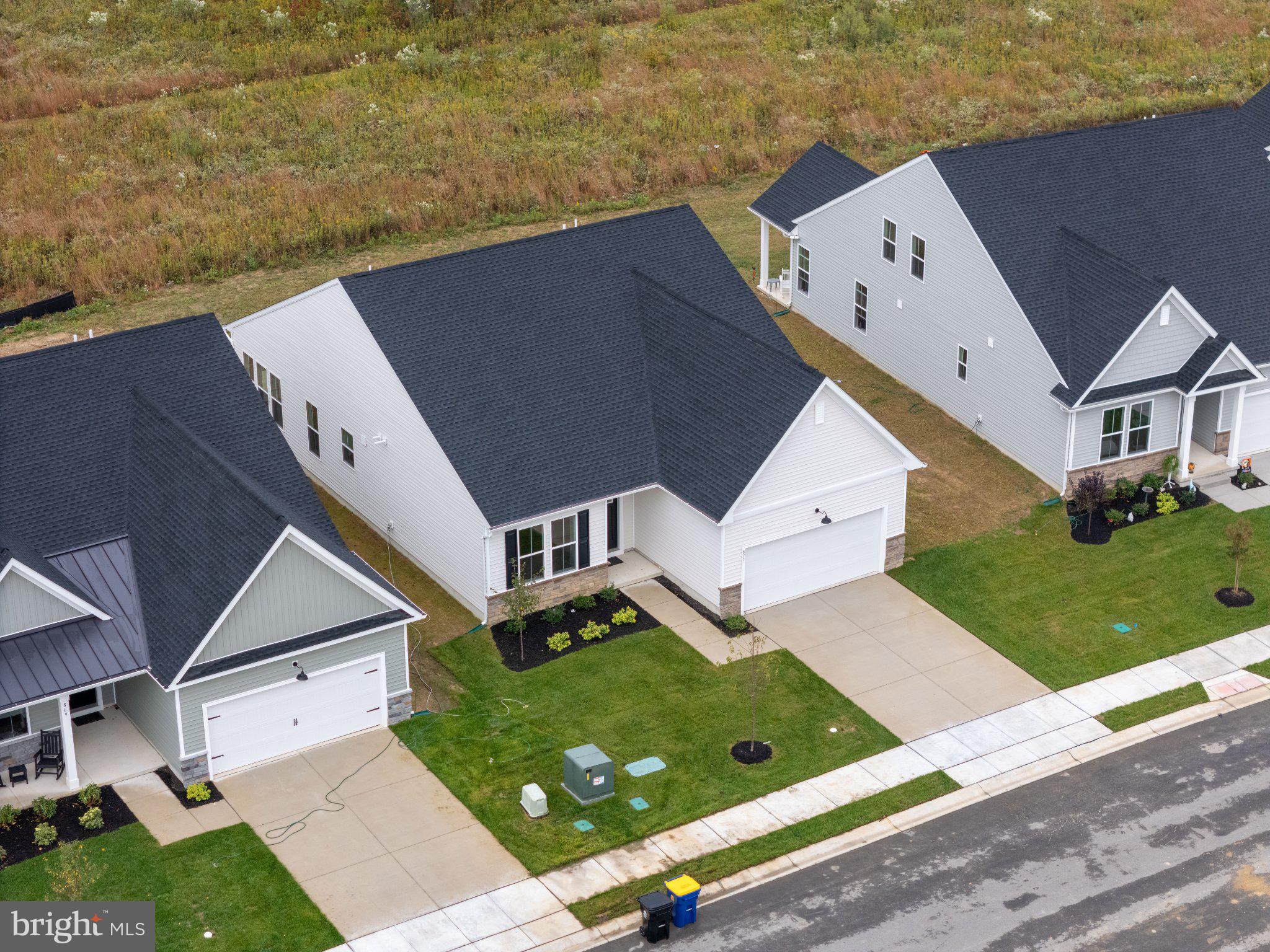 877 VIRDIN DRIVE