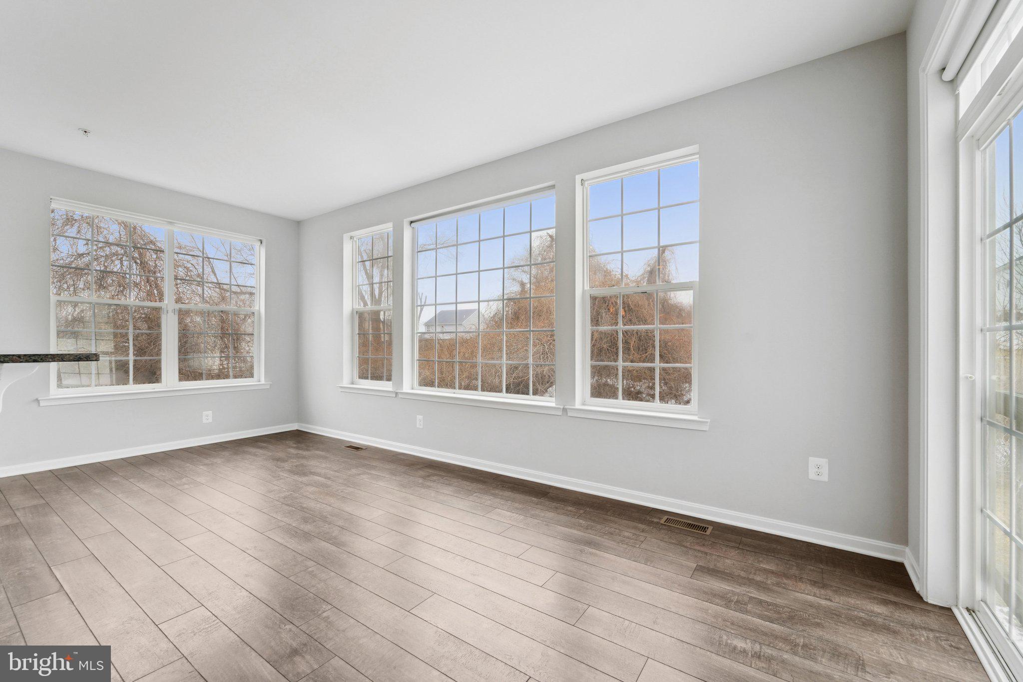 MONROE LANDING - Residential