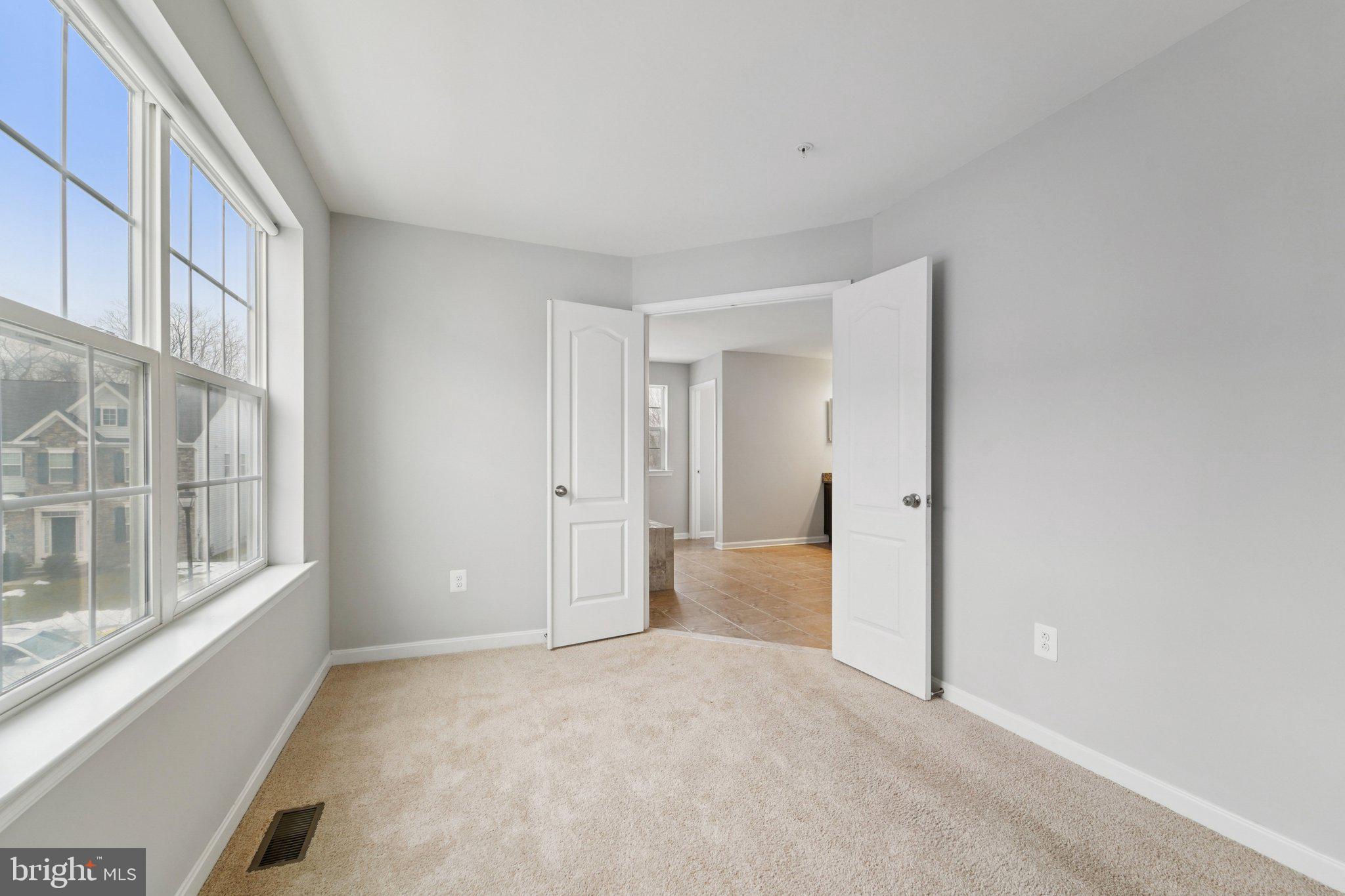 MONROE LANDING - Residential