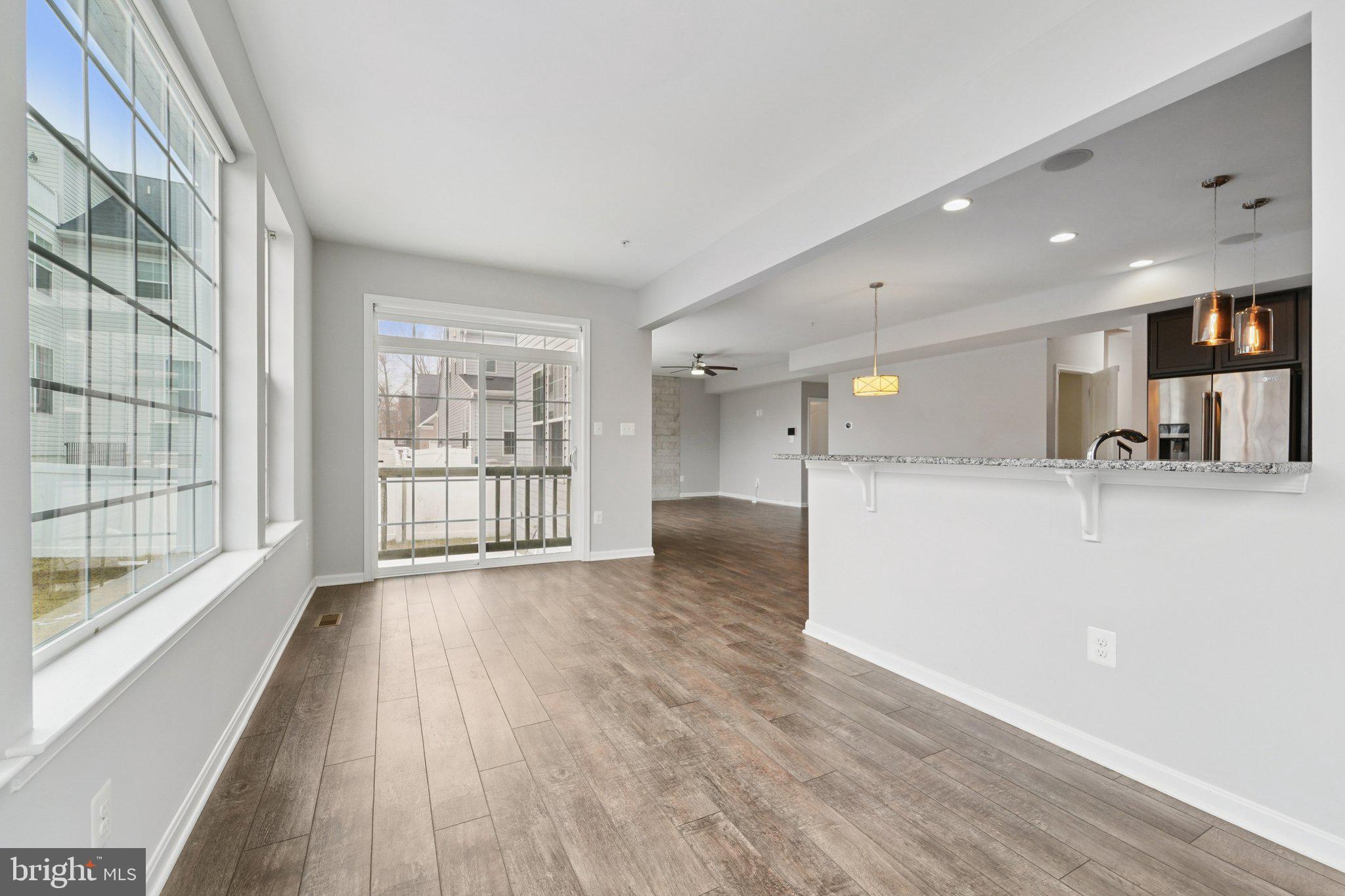 MONROE LANDING - Residential