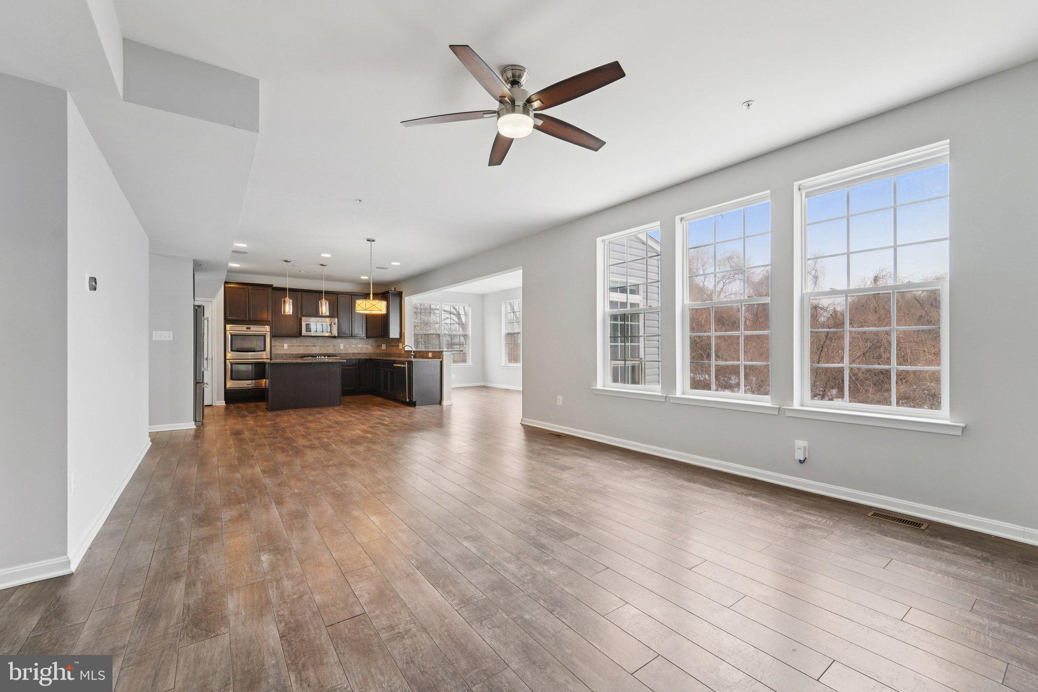 MONROE LANDING - Residential