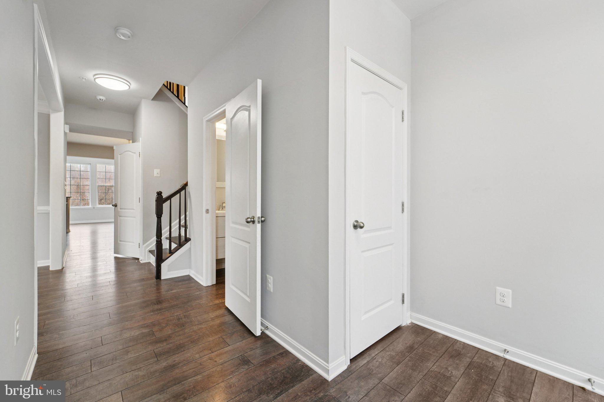 MONROE LANDING - Residential