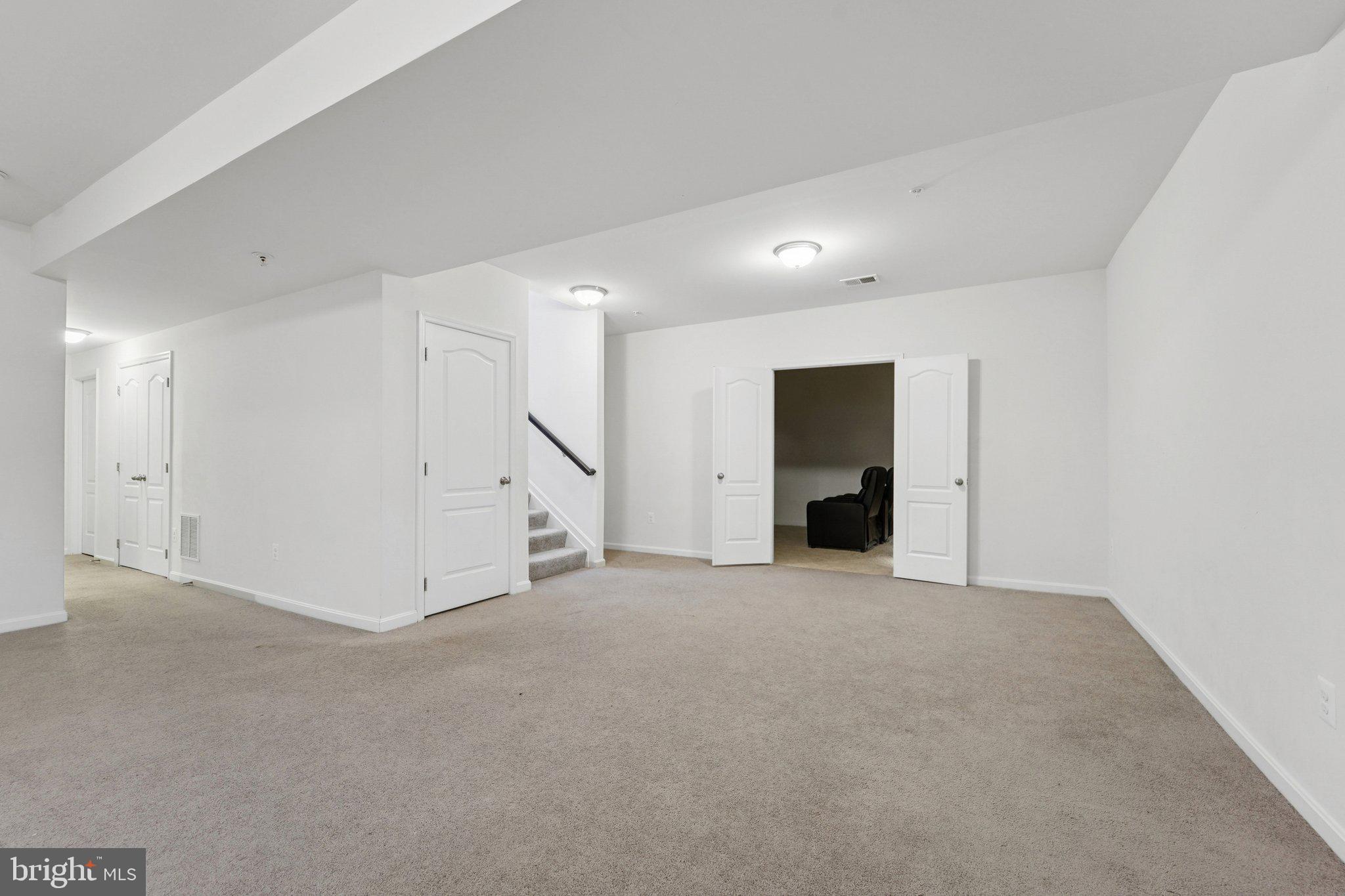 MONROE LANDING - Residential