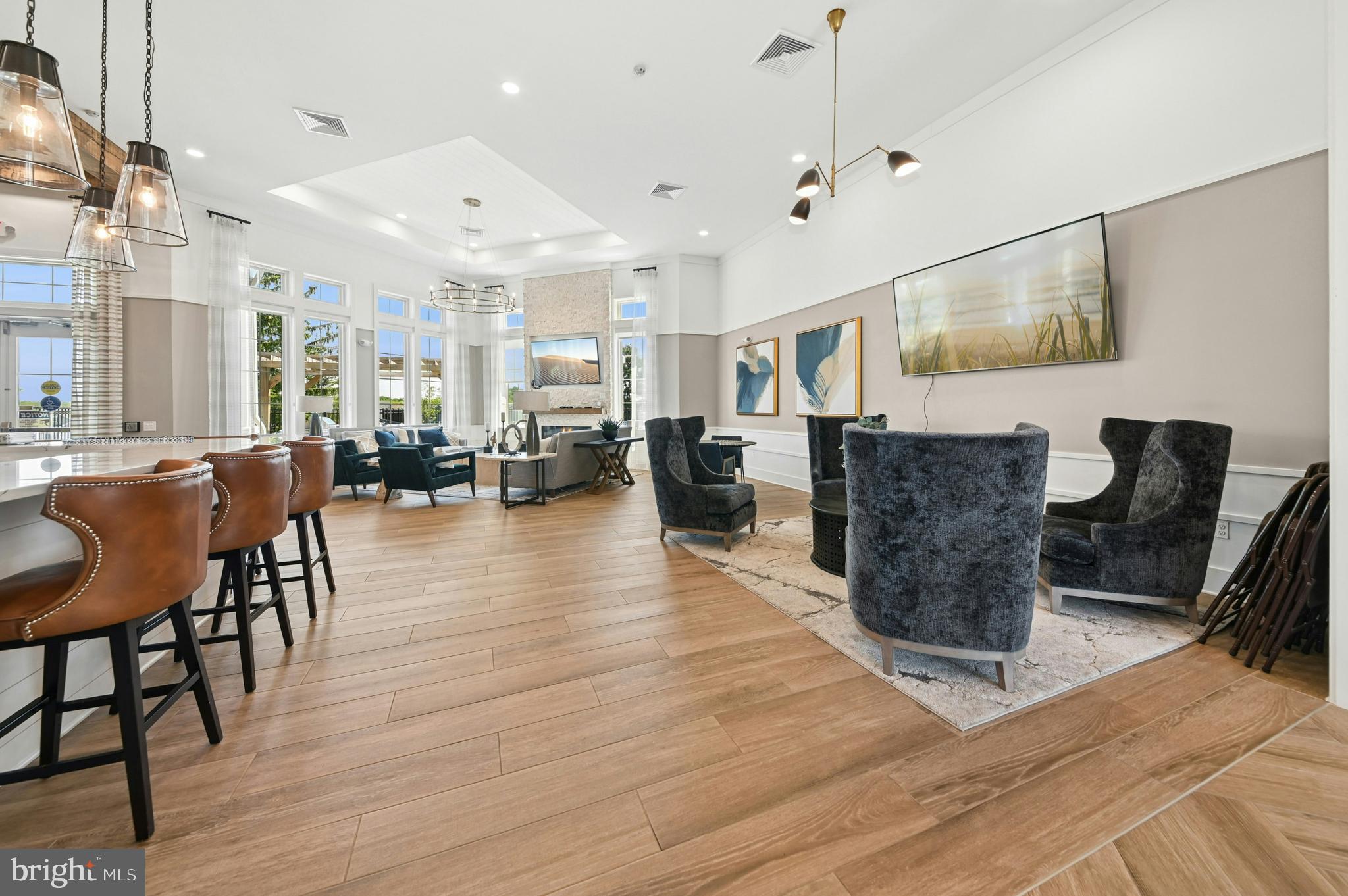 TRADITIONS OF AMERICA AT LOCUST VALLEY - Residential
