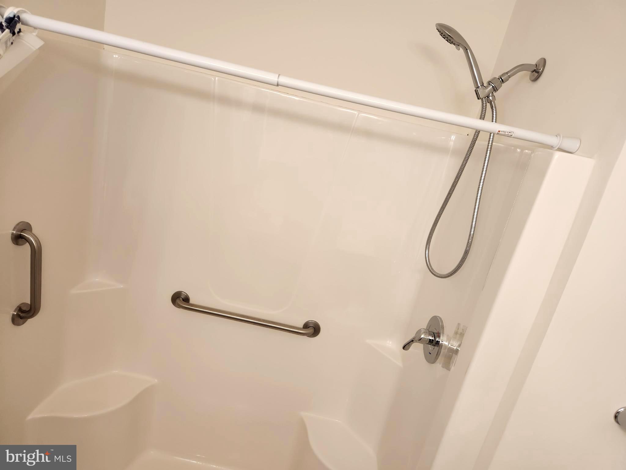 THE RESIDENCES OF WILDEWOOD - Residential