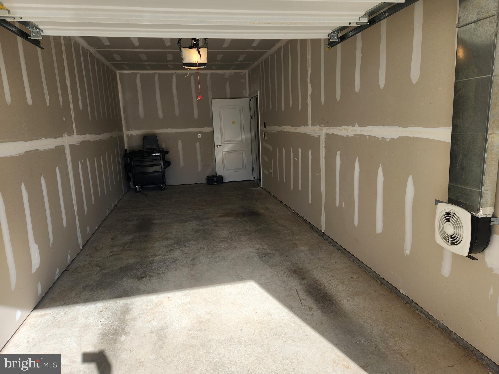 THE RESIDENCES OF WILDEWOOD - Residential