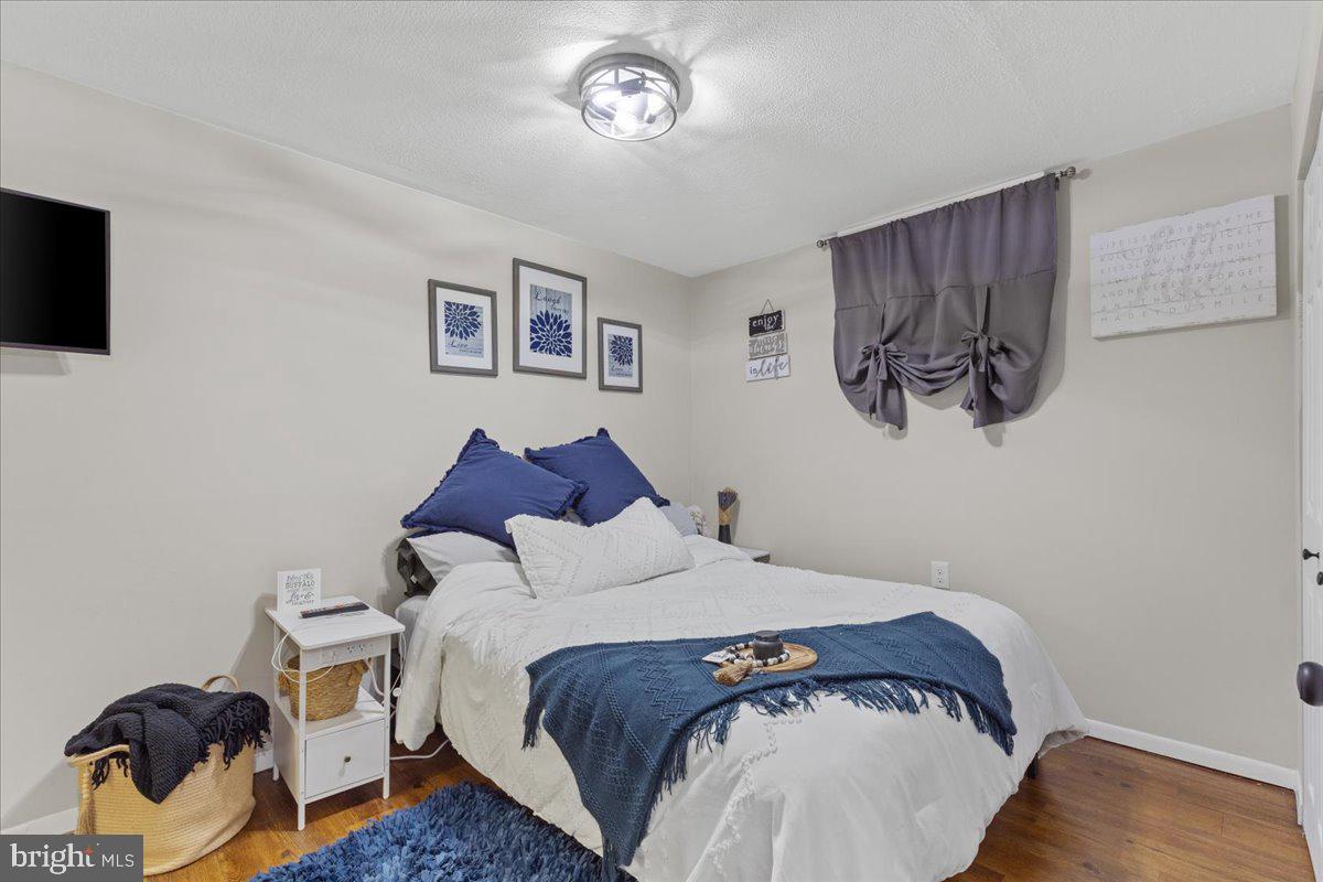 BURKE CENTRE - Residential