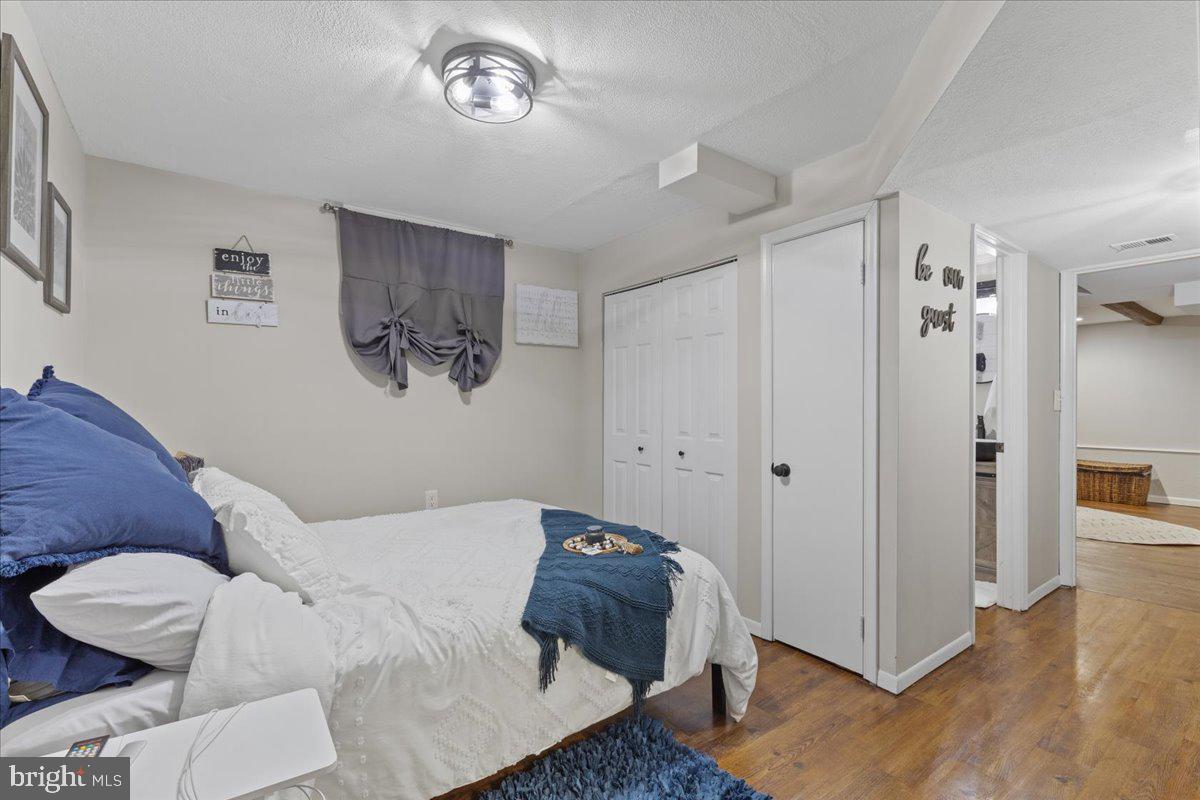 BURKE CENTRE - Residential